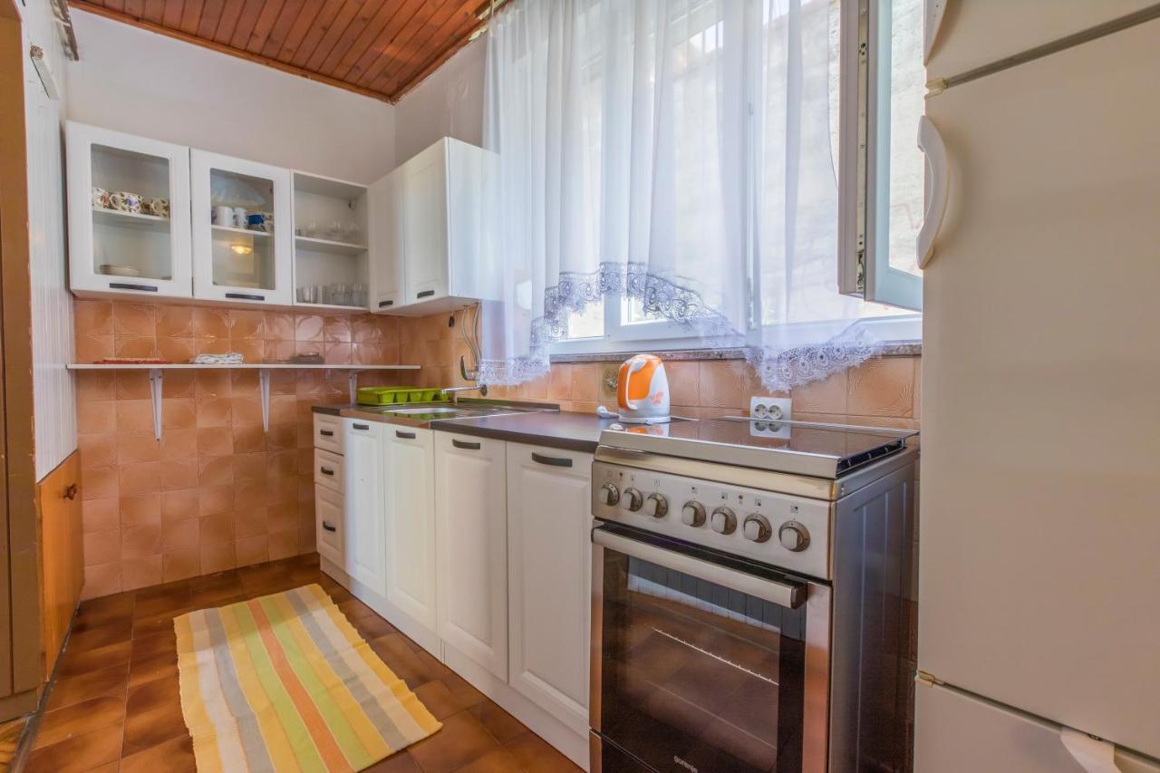 Apartments With A Parking Space Selce, Crikvenica - 2381 Exterior foto