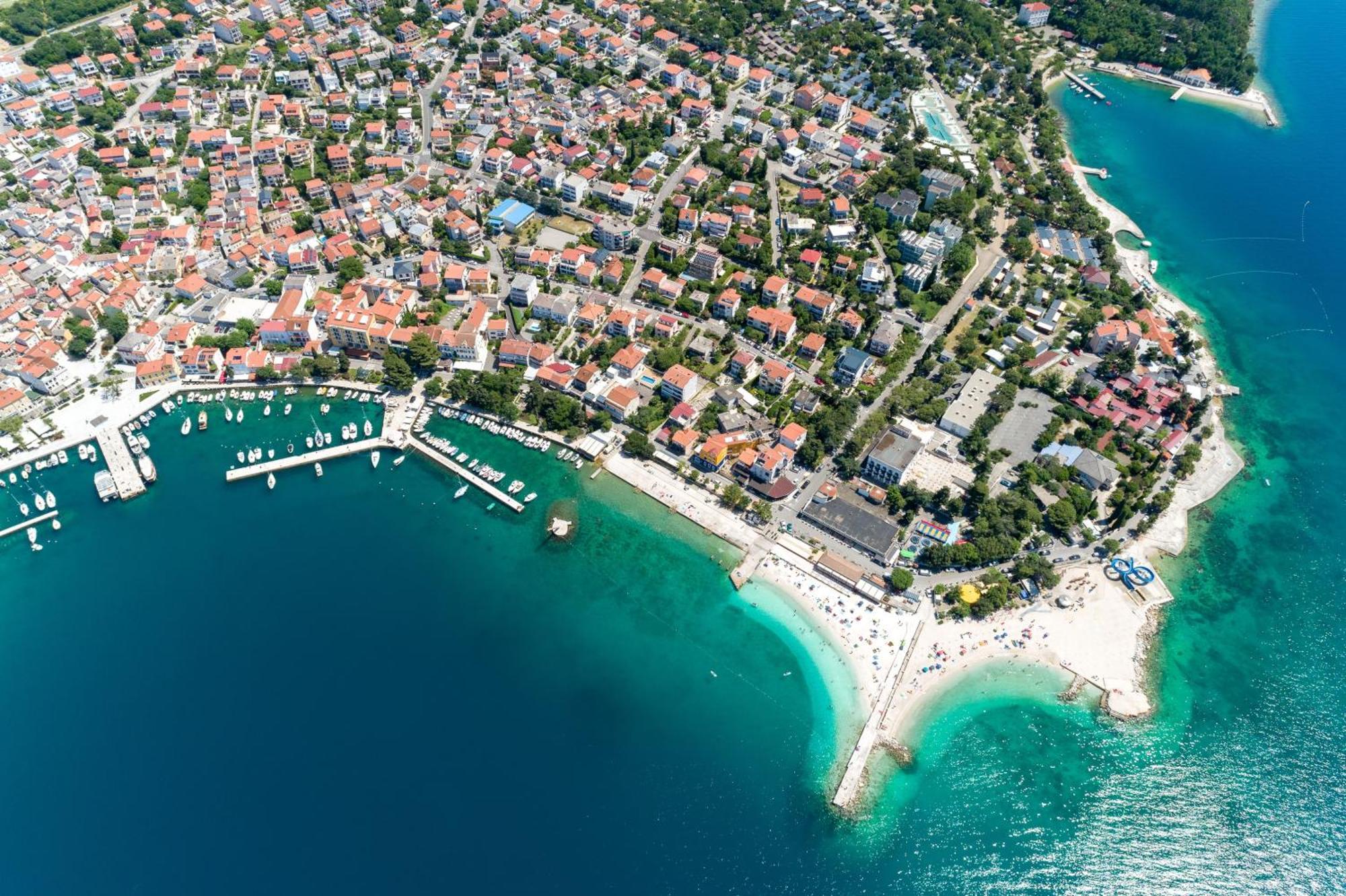 Apartments With A Parking Space Selce, Crikvenica - 2381 Exterior foto